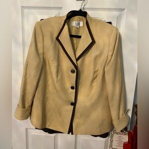 Le Suit Yellow Gold and Brown Suit